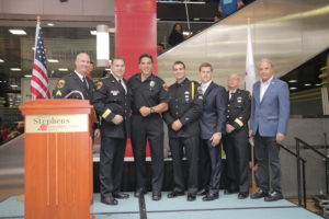 Chief Don Stephens, Lou Ferrigno, Chris Stephens, John Maatta, and members of the Rosemont Public Safety Department